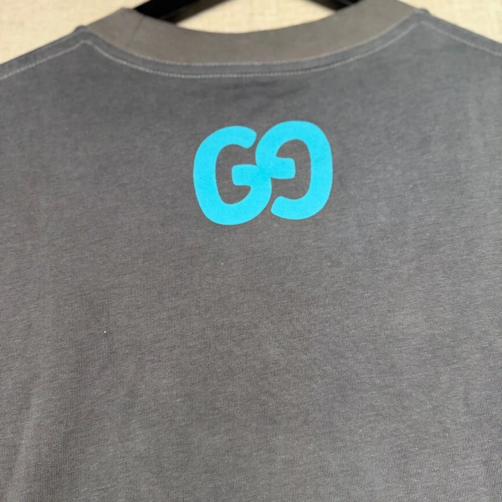 Gucci Mens Spray Paint Logo T-Shirt Grey Turquoise Cotton Made in Italy Size M
